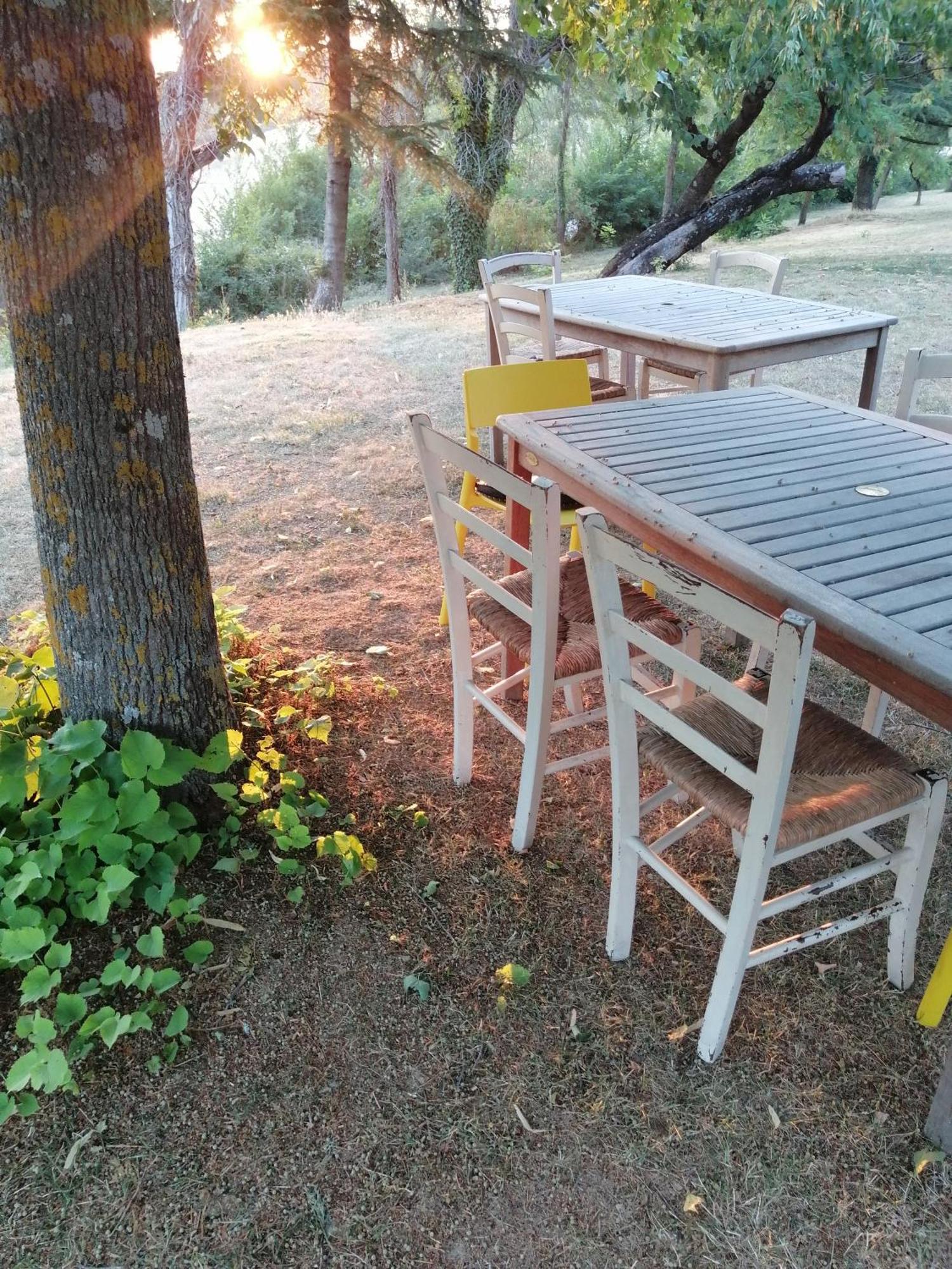 グッビオ La Brocca Di Valdichiascioヴィラ 部屋 写真